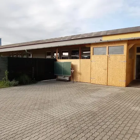 Michlfarm Lounge Apartment Korneuburg Exterior photo